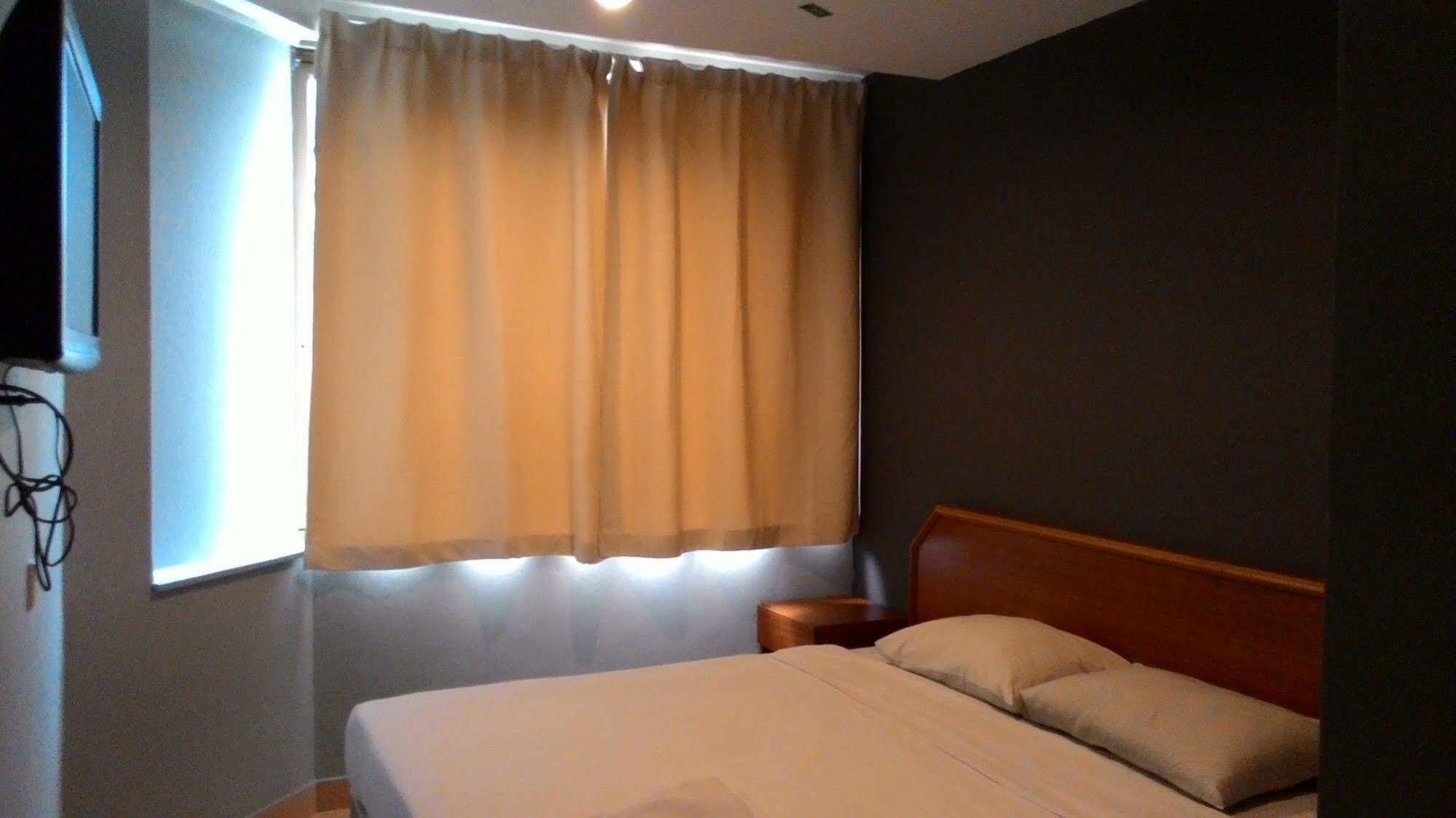Hotel M Sadong Jaya Kota Kinabalu Zewnętrze zdjęcie